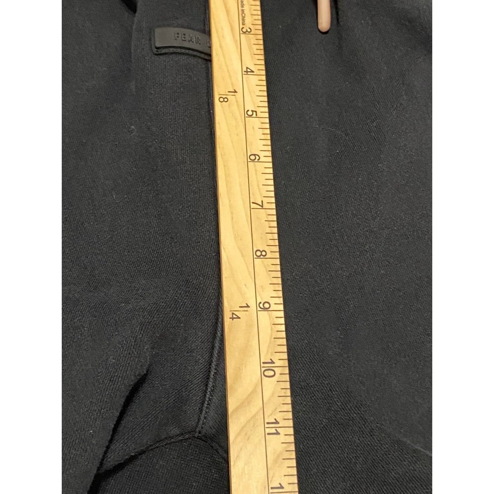 Fear of God Essentials Mens Sweat Shorts‎ Black Charcoal Grey Logo Size Large - Picture 5 of 11